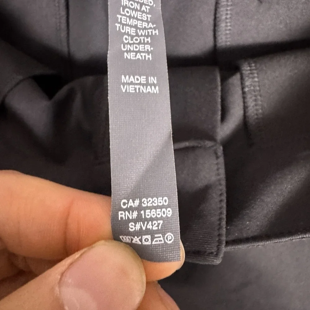 Vuori Pants Mens 36x31 Meta Performance Chino V427 Commuter Cascade Tech
